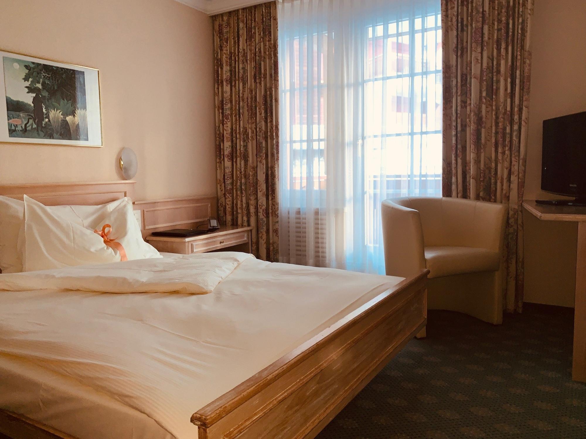Wellnesshotel Schweizerhof 萨斯费 外观 照片