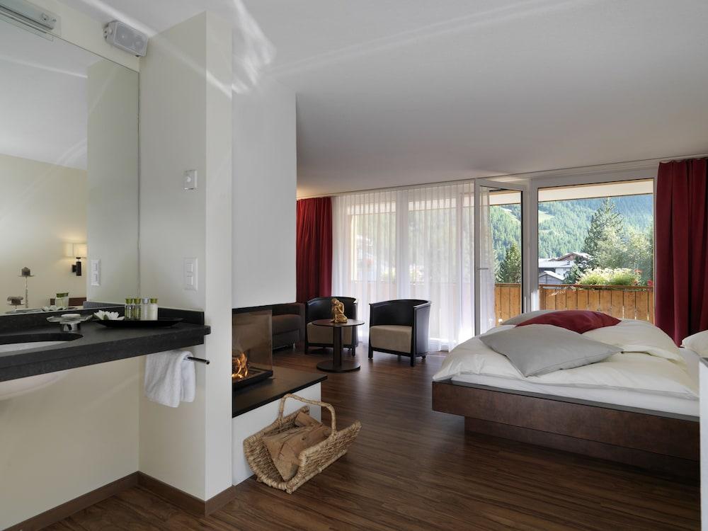Wellnesshotel Schweizerhof 萨斯费 外观 照片